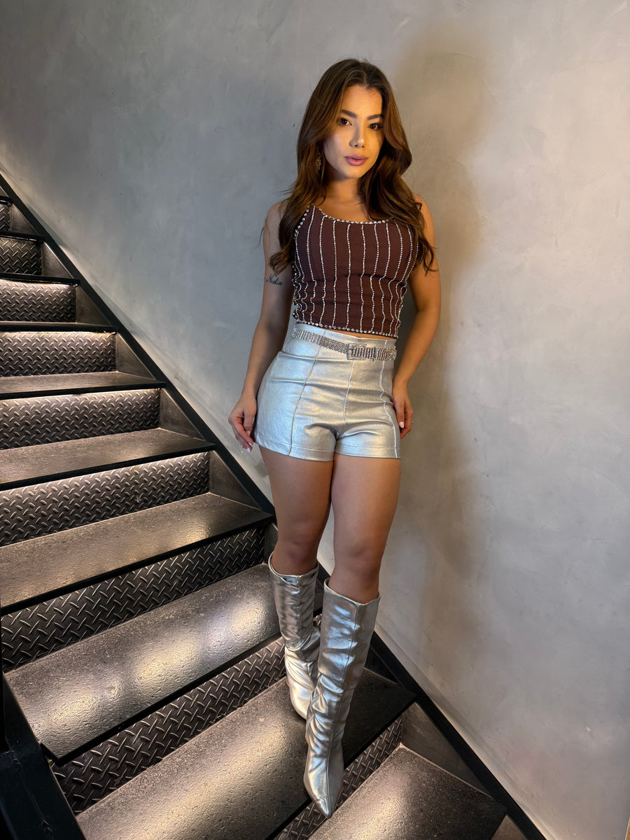 CROPPED CARLA