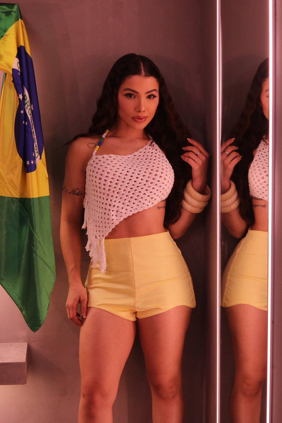 CROPPED CRIXÁS